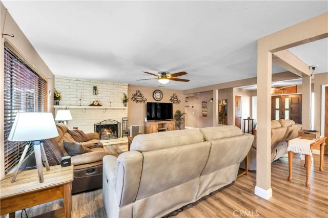 25907 New Chicago, Hemet, CA 92544