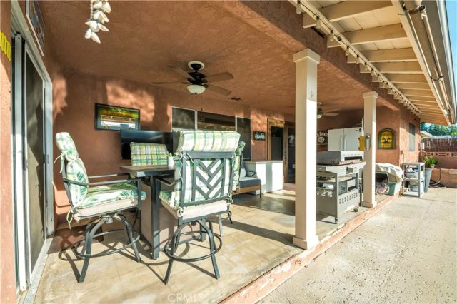 25907 New Chicago, Hemet, CA 92544