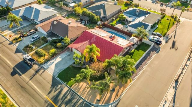 25907 New Chicago, Hemet, CA 92544