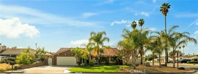 25907 New Chicago, Hemet, CA 92544