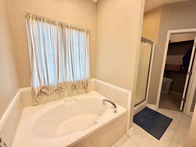 241 Quad Oak Dr, Mount Juliet, TN 37122