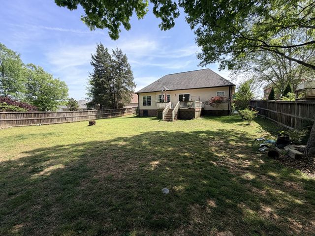 241 Quad Oak Dr, Mount Juliet, TN 37122