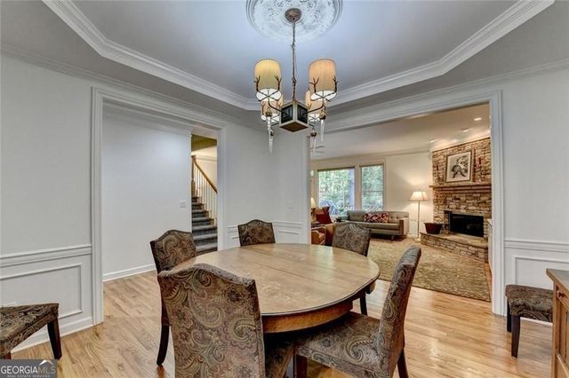 16 Carrington Way, Atlanta, GA 30328