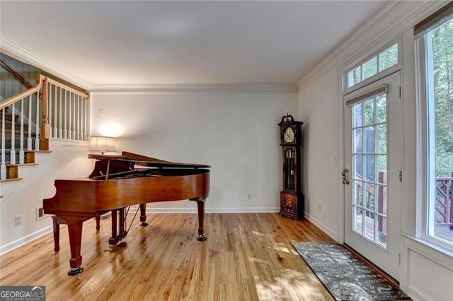 16 Carrington Way, Atlanta, GA 30328