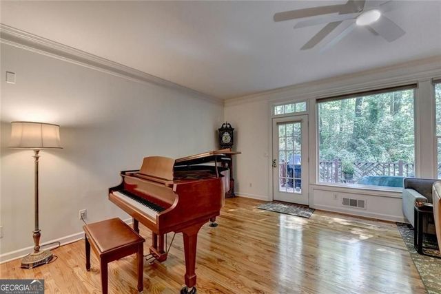 16 Carrington Way, Atlanta, GA 30328