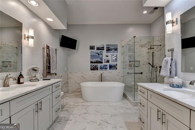 16 Carrington Way, Atlanta, GA 30328