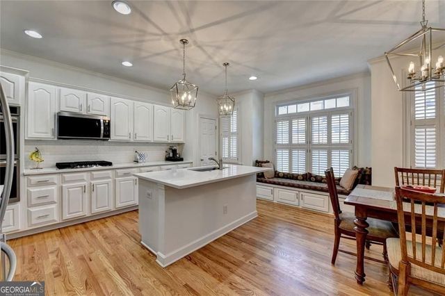 16 Carrington Way, Atlanta, GA 30328
