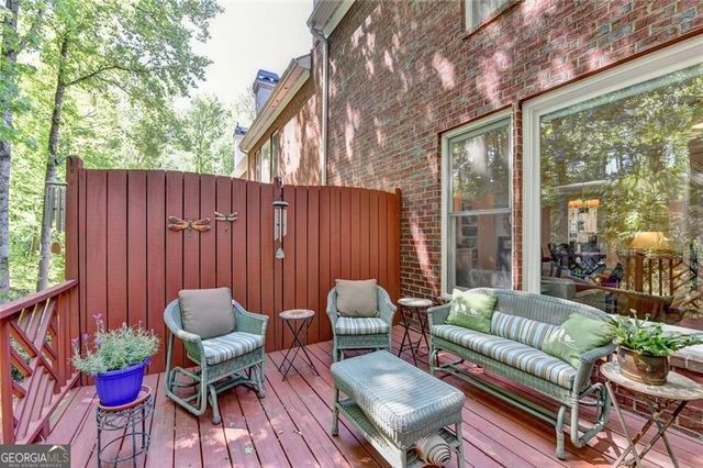 16 Carrington Way, Atlanta, GA 30328