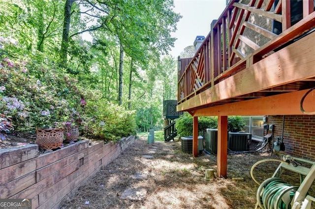16 Carrington Way, Atlanta, GA 30328