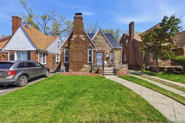 18966 San Juan Drive, Detroit, MI 48221