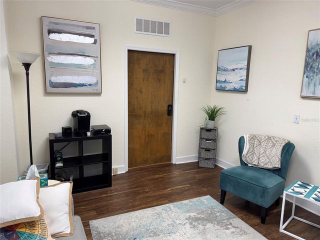 611 W BAY STREET, Tampa, FL 33606