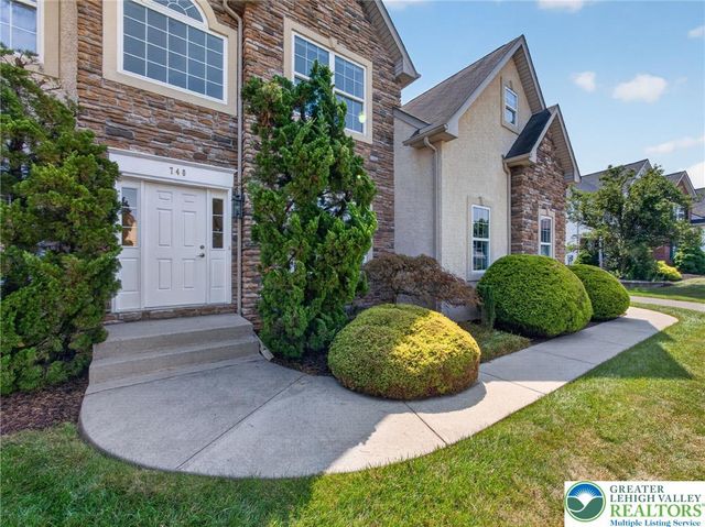 740 Mohican Drive, Easton, PA 18040