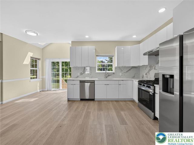 740 Mohican Drive, Easton, PA 18040