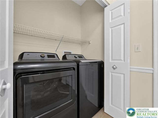 740 Mohican Drive, Easton, PA 18040