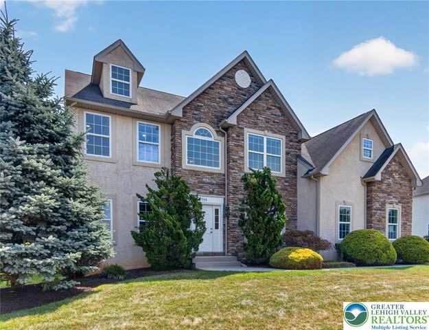 740 Mohican Drive, Easton, PA 18040