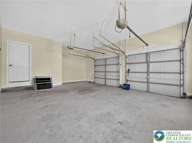 740 Mohican Drive, Easton, PA 18040