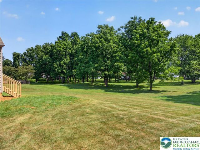 740 Mohican Drive, Easton, PA 18040
