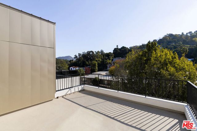 3651 Regal Place 504, Los Angeles, CA 90068