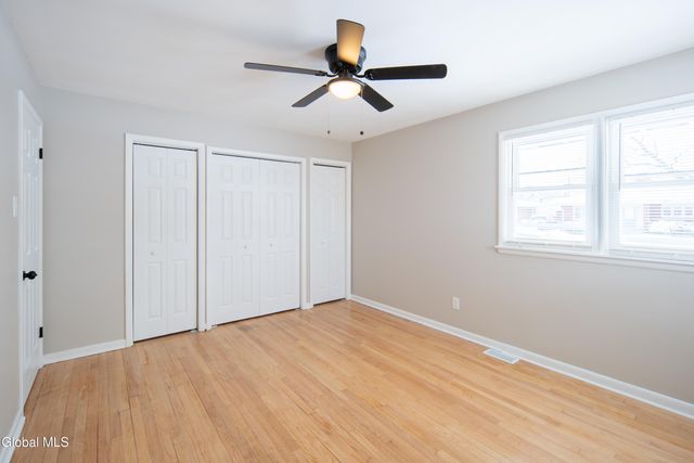 59 Lawnridge Avenue, Albany, NY 12208