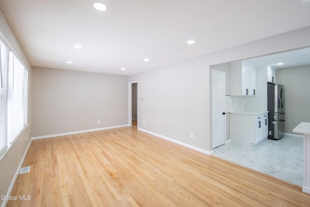 59 Lawnridge Avenue, Albany, NY 12208