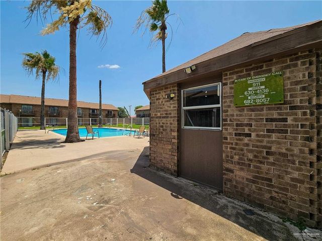 2201 S Jackson Road 2-I, Pharr, TX 78577