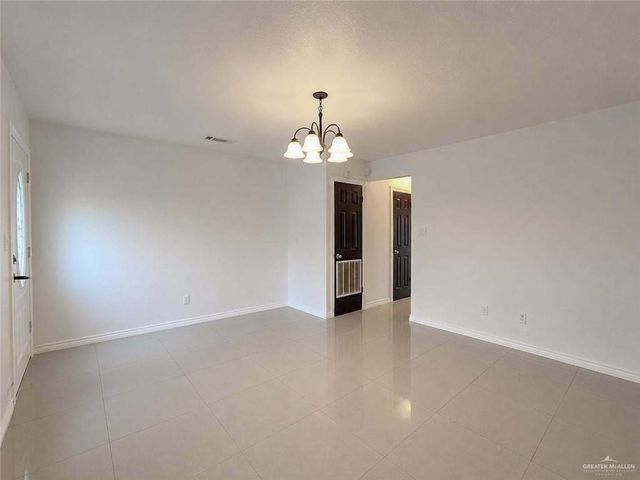 2201 S Jackson Road 2-I, Pharr, TX 78577