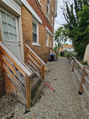 618 Carothers Ave, Scott Twp, PA 15106