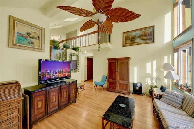 2 Victor Lane, Carmel, NY 10512