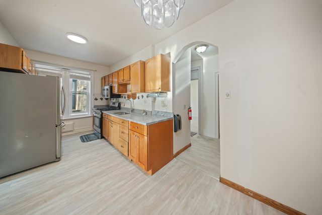 136 ROCKAWAY Parkway, New York City, NY 11212