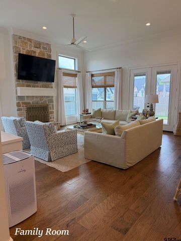 4144 Palo Pinto Creek Cir, Tyler, TX 75703