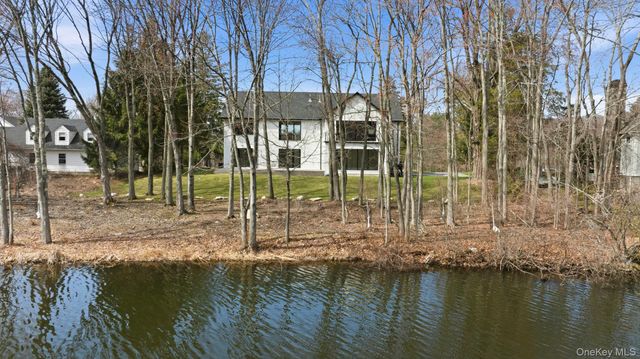88 Byram Ridge Road, Armonk, NY 10504