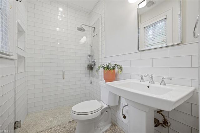 1511 Eleanor CT, Norfolk, VA 23508