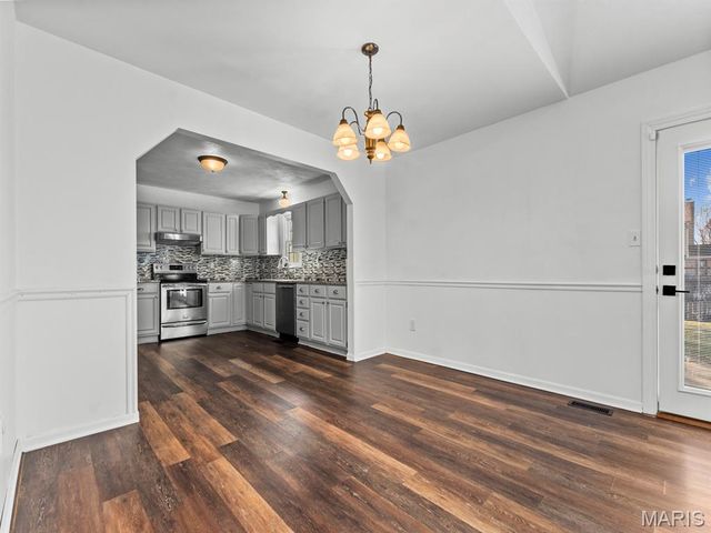 317 Aladar Drive, O'fallon, IL 62269