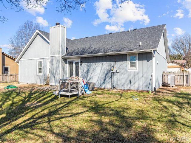 317 Aladar Drive, O'fallon, IL 62269