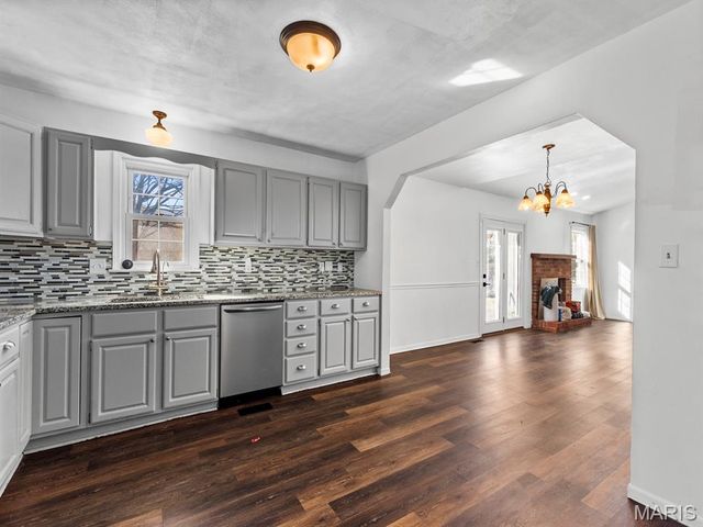 317 Aladar Drive, O'fallon, IL 62269