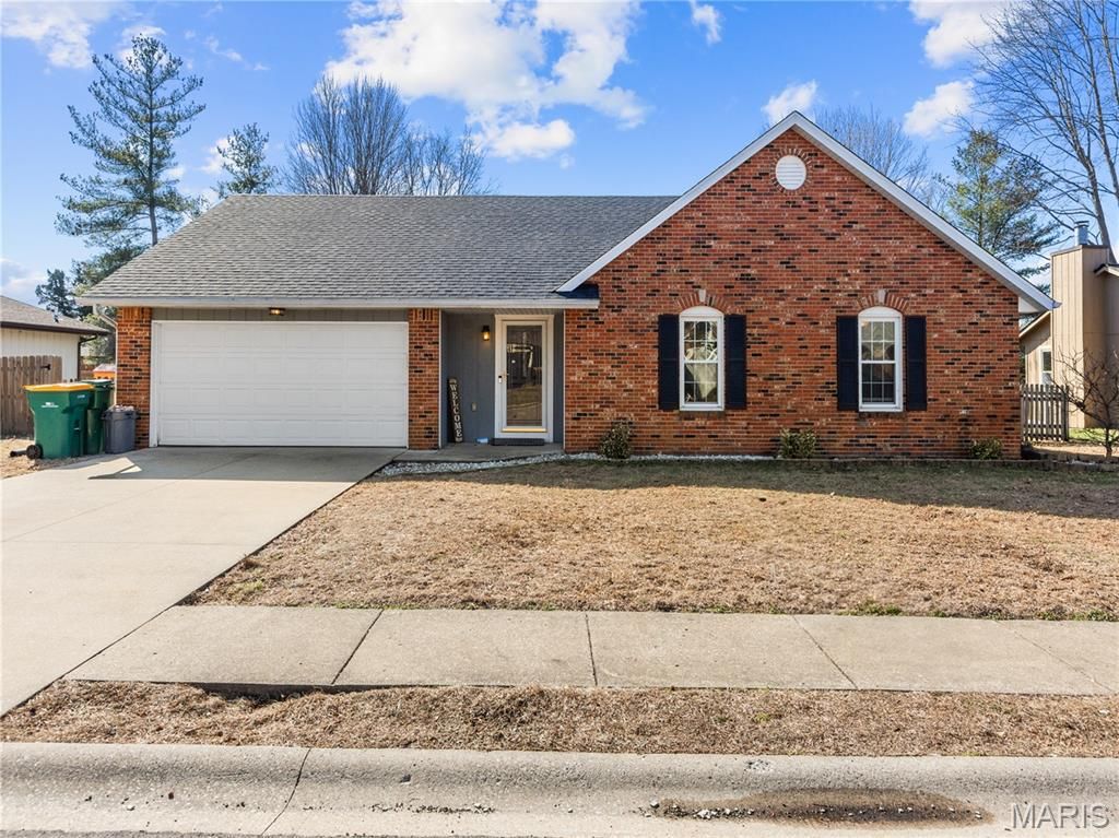 317 Aladar Drive, O'fallon, IL 62269