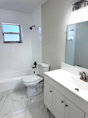 699 NW Riverside Drive, Port St. Lucie, Port St Lucie, FL 34983