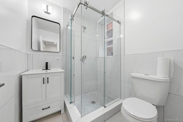 563 Glenmore Avenue, Brooklyn, NY 11207