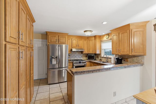 7 Metedeconk Road, Howell, NJ 07731