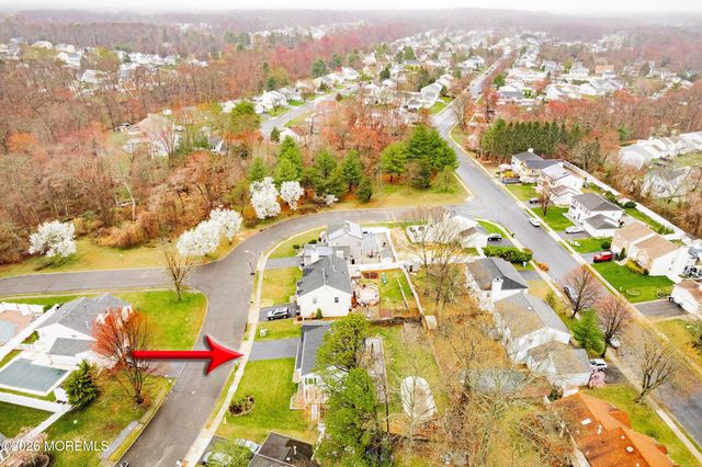 7 Metedeconk Road, Howell, NJ 07731