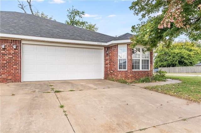 4100 SW Chapelstone Avenue, Bentonville, AR 72712
