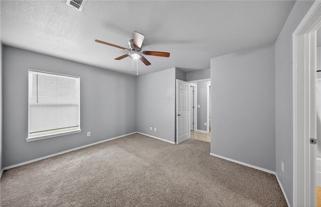 4100 SW Chapelstone Avenue, Bentonville, AR 72712