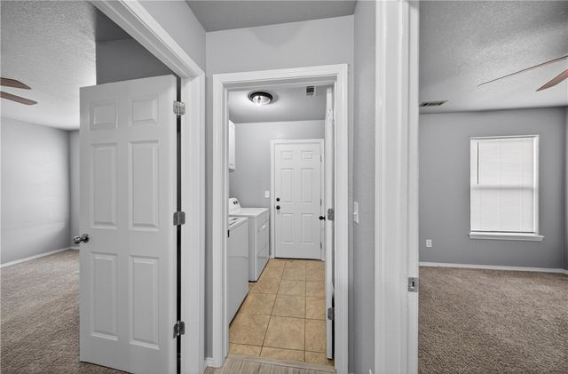 4100 SW Chapelstone Avenue, Bentonville, AR 72712