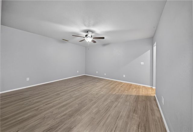 4100 SW Chapelstone Avenue, Bentonville, AR 72712