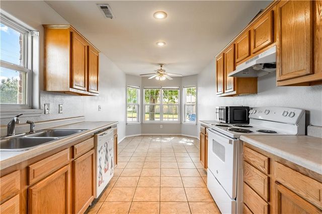 4100 SW Chapelstone Avenue, Bentonville, AR 72712