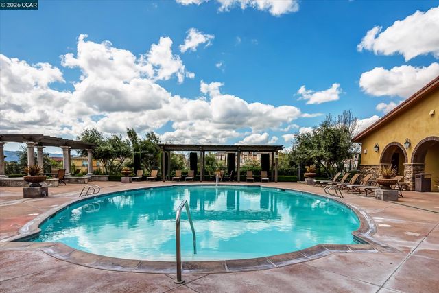 3273 Central Pkwy, Dublin, CA 94568