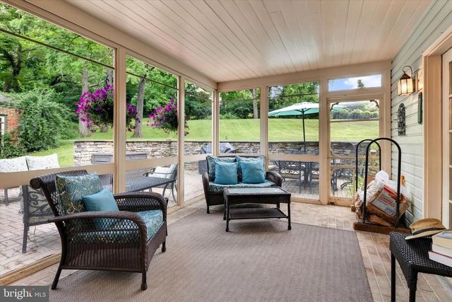 513 HUNTZINGER RD, Wernersville, PA 19565