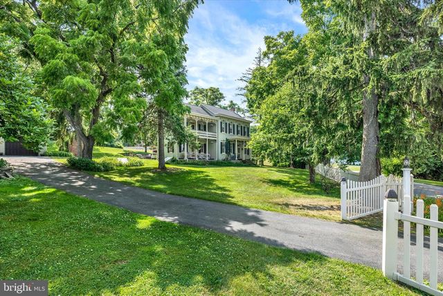 513 HUNTZINGER RD, Wernersville, PA 19565