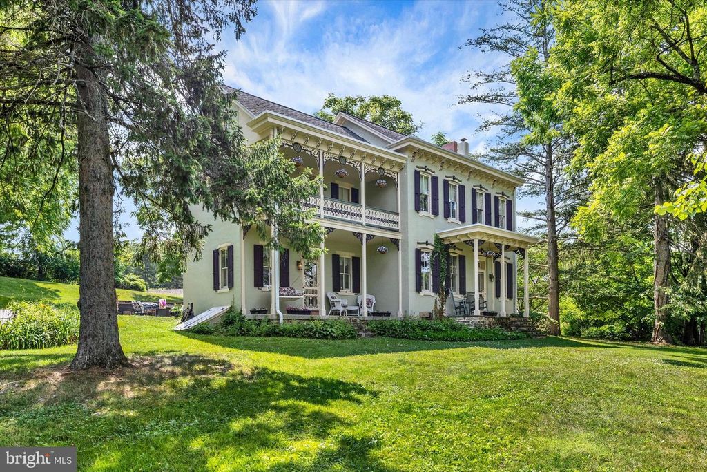 513 HUNTZINGER RD, Wernersville, PA 19565