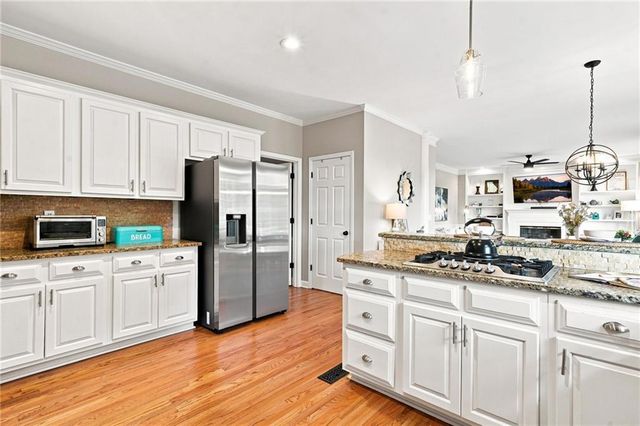 5000 Fairhaven Way NE, Roswell, GA 30075